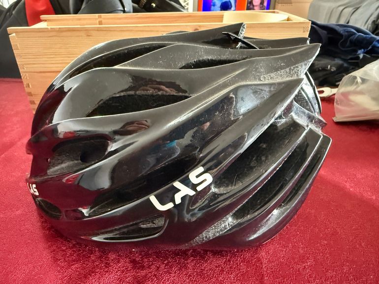 Used Last las 2020 bike — image 2 of 7