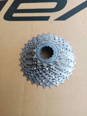 Shimano tiagra 2012 Drivetrain & Pedals usato