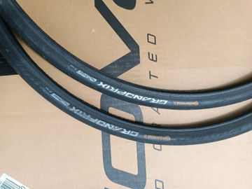 Continental grand prix 2016 Tyres & Tubes usato
