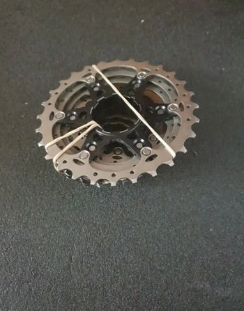 Used Shimano CS6800 bike — image 2 of 2