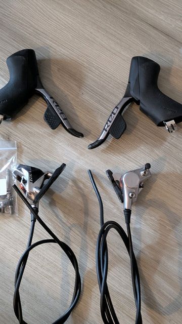 Sram Red AXS 12 Fach 2023 Drivetrain & Pedals usato