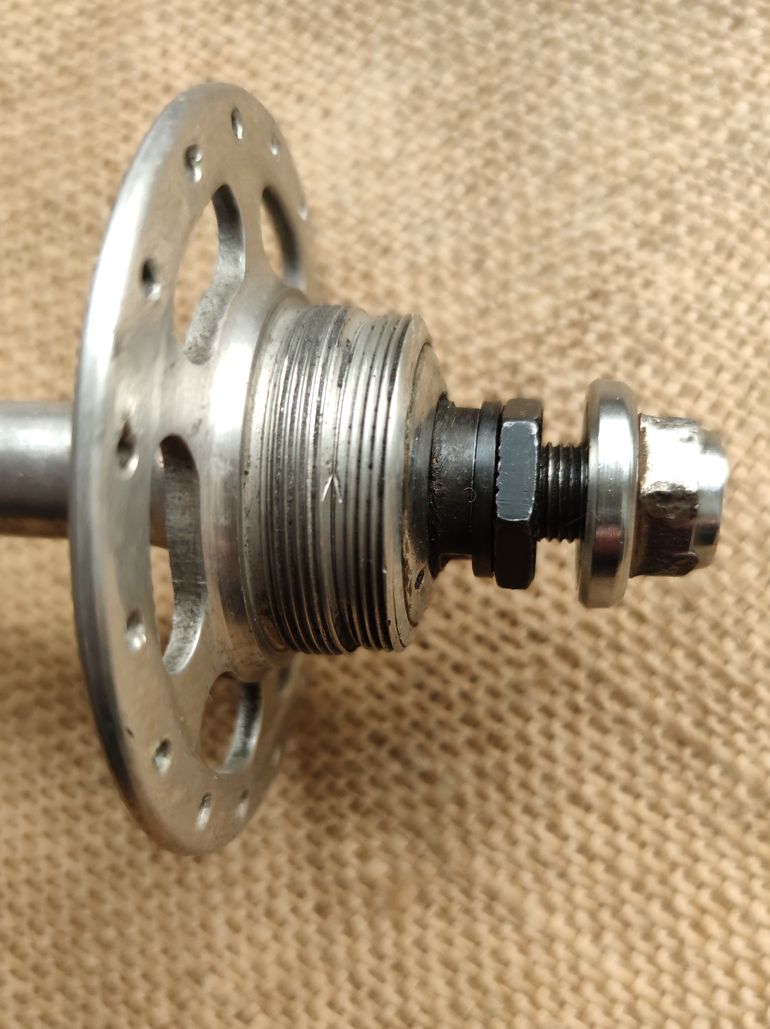 Used Campagnolo Record Pista 1970 bike — image 4 of 10