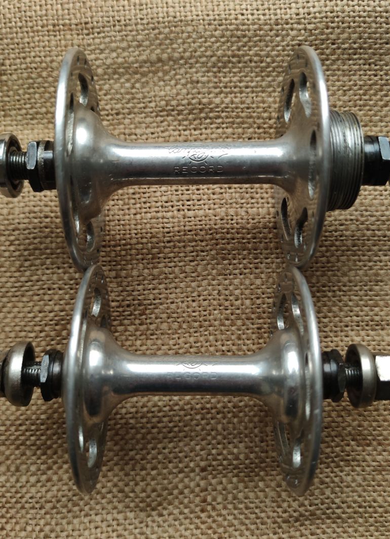 Used Campagnolo Record Pista 1970 bike — image 8 of 10