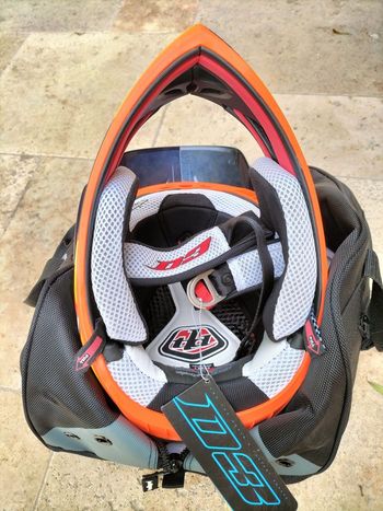 Gebrauchtes TLD D3 Carbon 2025 bike — Bild 6 von 8