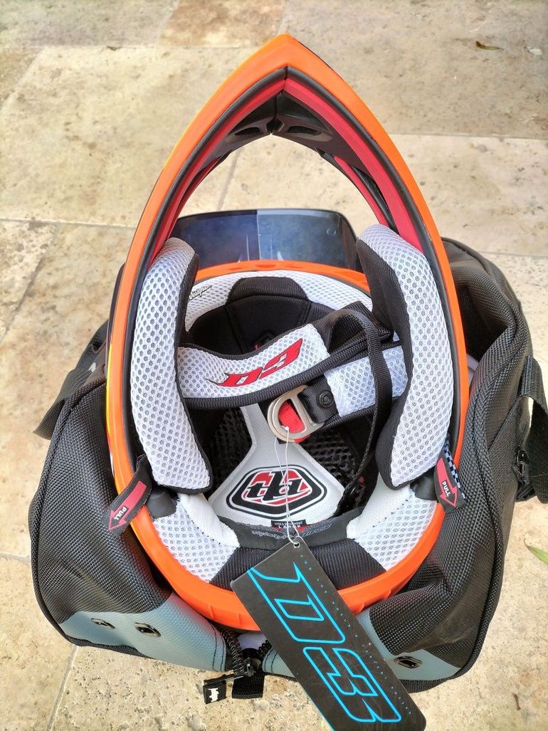 Gebrauchtes TLD D3 Carbon 2025 bike — Bild 6 von 8
