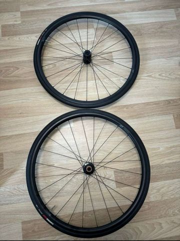 Used Dt Swiss R470 2022 Wheels
