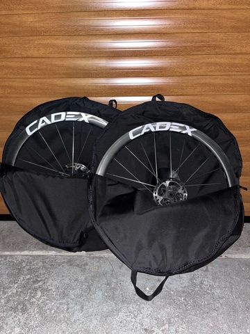 cadex 40mm 2023 Wheels usato