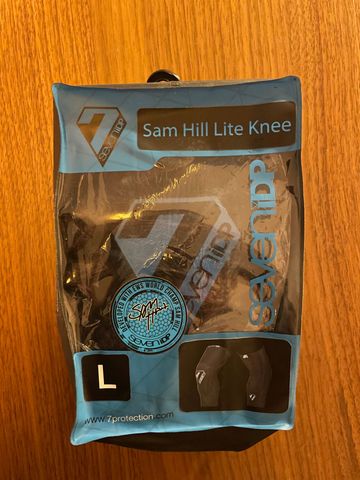 7 idp Sam Hill lite knee pads 2025 bike usato