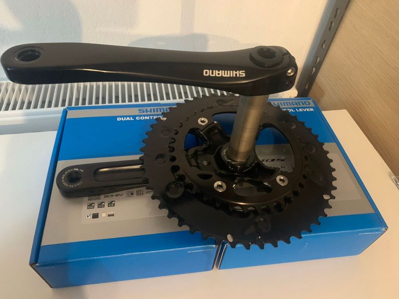 Shimano RS510 DOUBLE CHAINSET CRANK 52X36 2025 Fork d'occasion