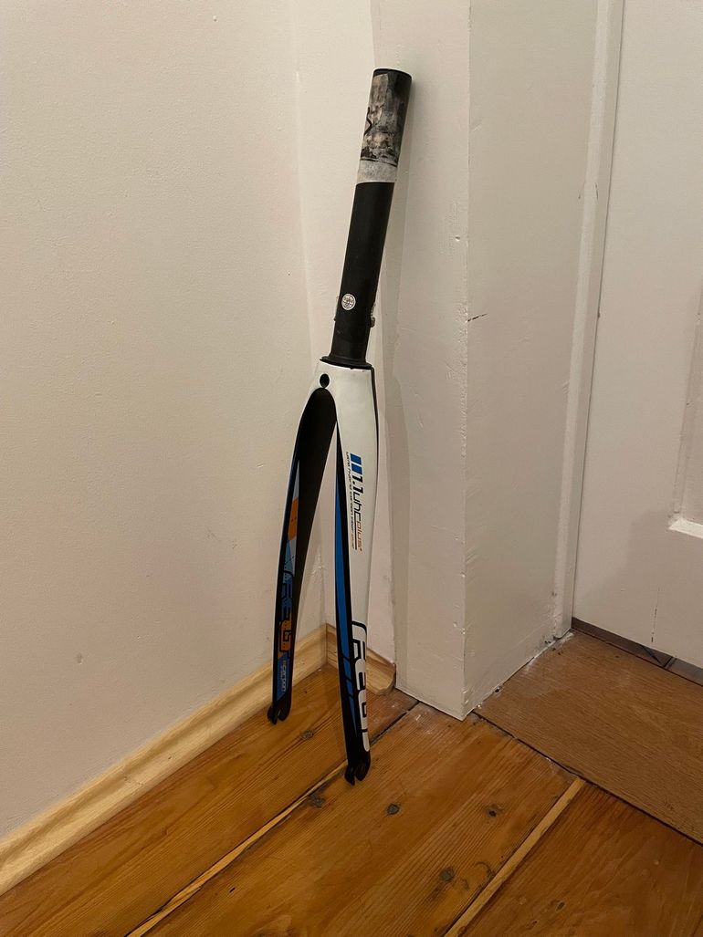 Brugt Felt 1.1 UHC Plus Carbon Rennrad Gabel 2020 bike — billede 2 af 5