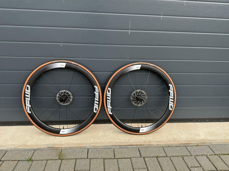 Ffwd Ryot 44 2024 bike d'occasion — image 1 sur 2