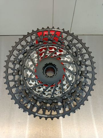 Używany Sram XS-1299 Eagle 2025 bike — zdjęcie 3 z 5