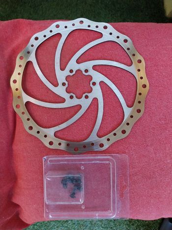 Used Reverse Components disque 6 trous 2020 bike — image 2 of 2