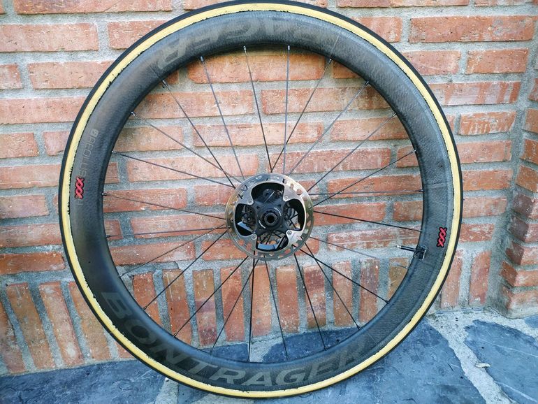 Used Bontrager Aeolus xxx 40 2019 bike — image 6 of 6