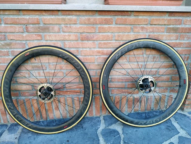 Used Bontrager Aeolus xxx 40 2019 bike — image 4 of 6