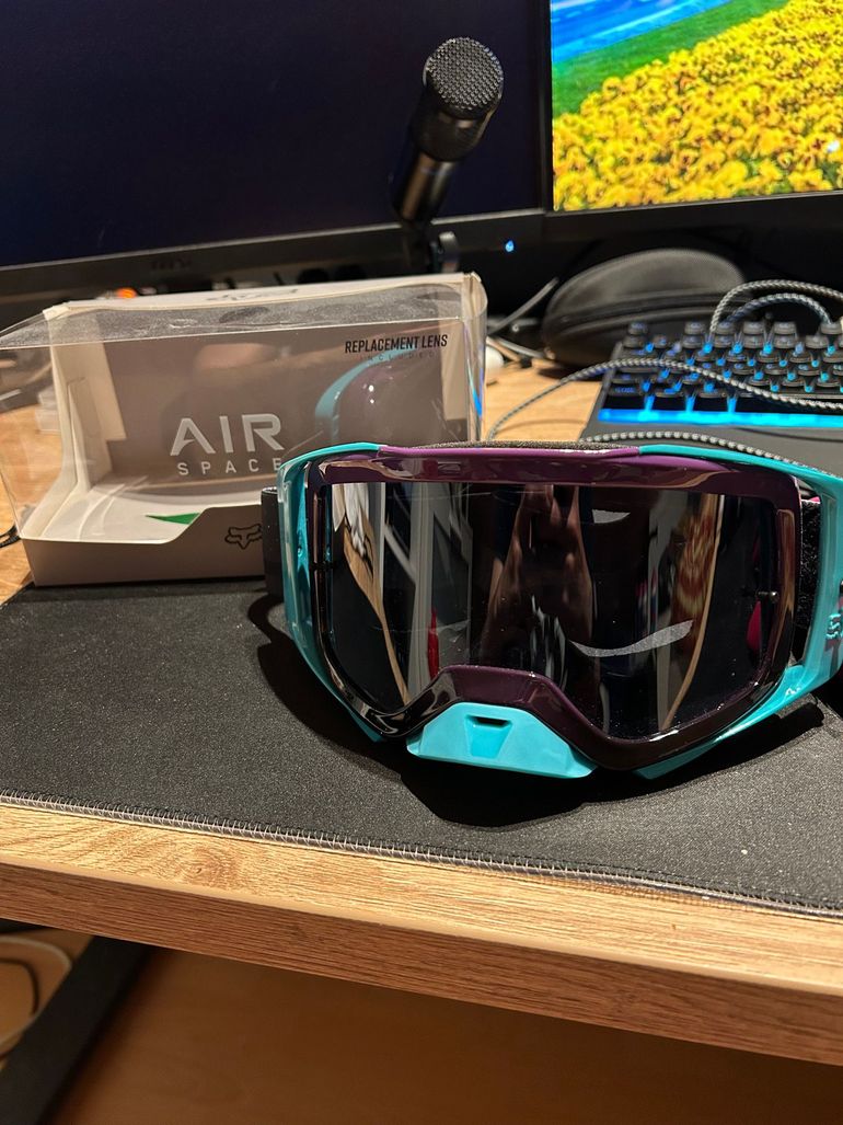 Fox airspace Vizen goggle 2023 bike usato — immagine 2 di 4