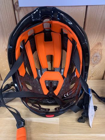 Used Limar air stratos L red shade 2024 bike — image 2 of 2