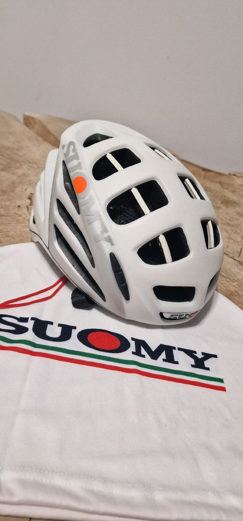 Použité suomy Made in Italy Gun Wind 230gr 2022 Cycling Accessories