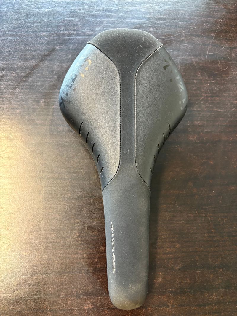 Used Fizik ANTARES R5 2025 Saddles & Seatposts