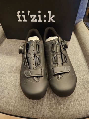 Fizik Tempo overcurve R5 2024 Cycling Shoes usato