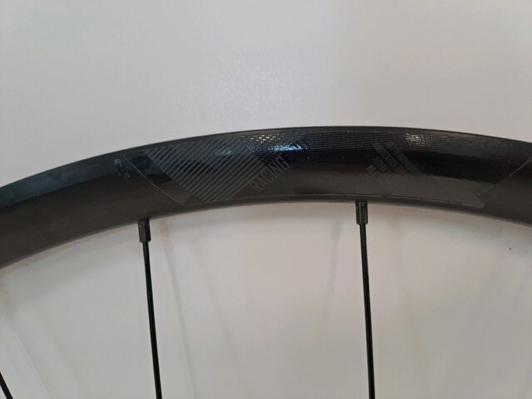 Used Fulcrum Racing 6 2025 bike — image 4 of 5