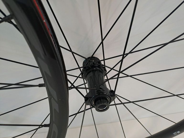Used Fulcrum Racing 6 2025 bike — image 2 of 5