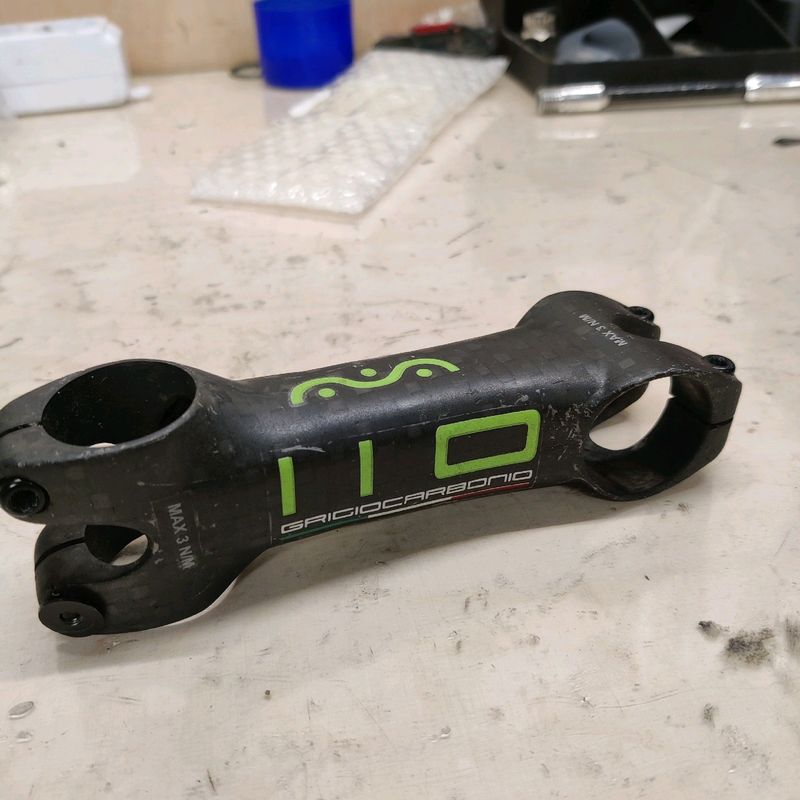 Used Grigio CarbonioT1000 110mm -6° Cockpit