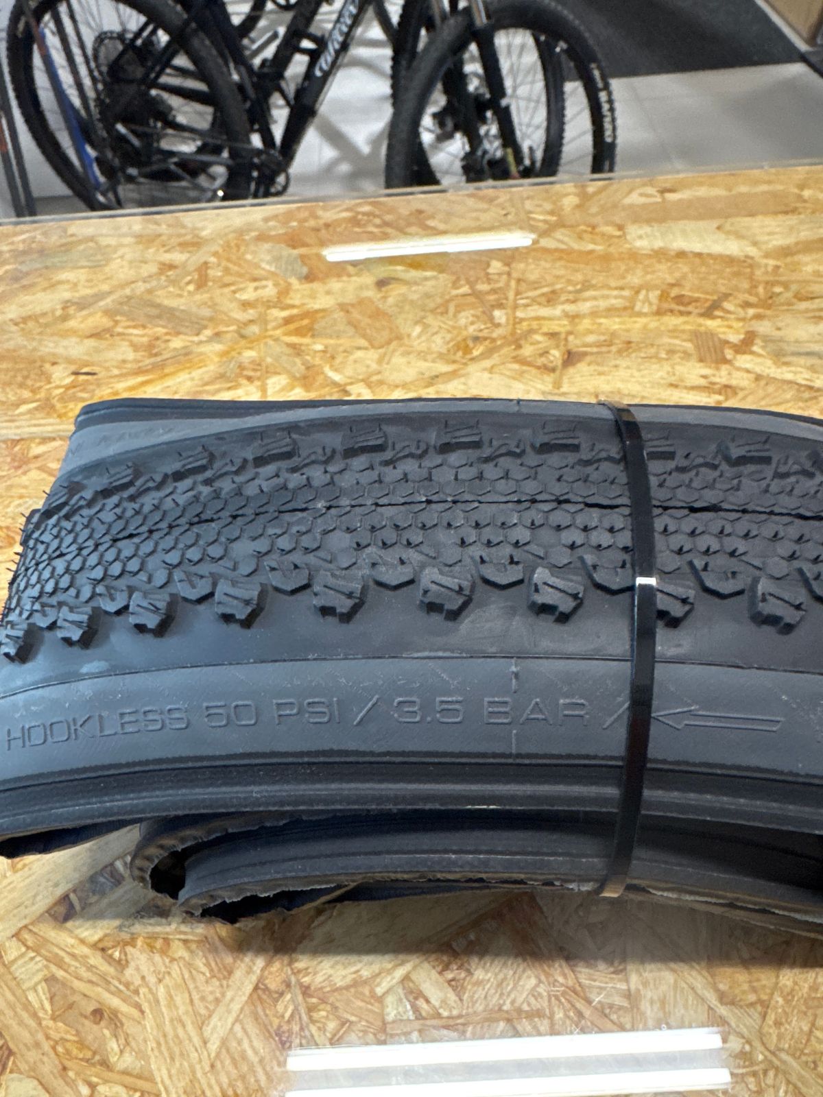 418f53cf-dcc4-4893-b696-