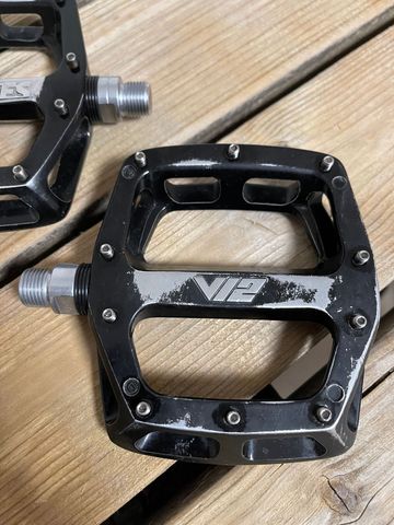 DMR V12 Black 2020 bike usato — immagine 2 di 5