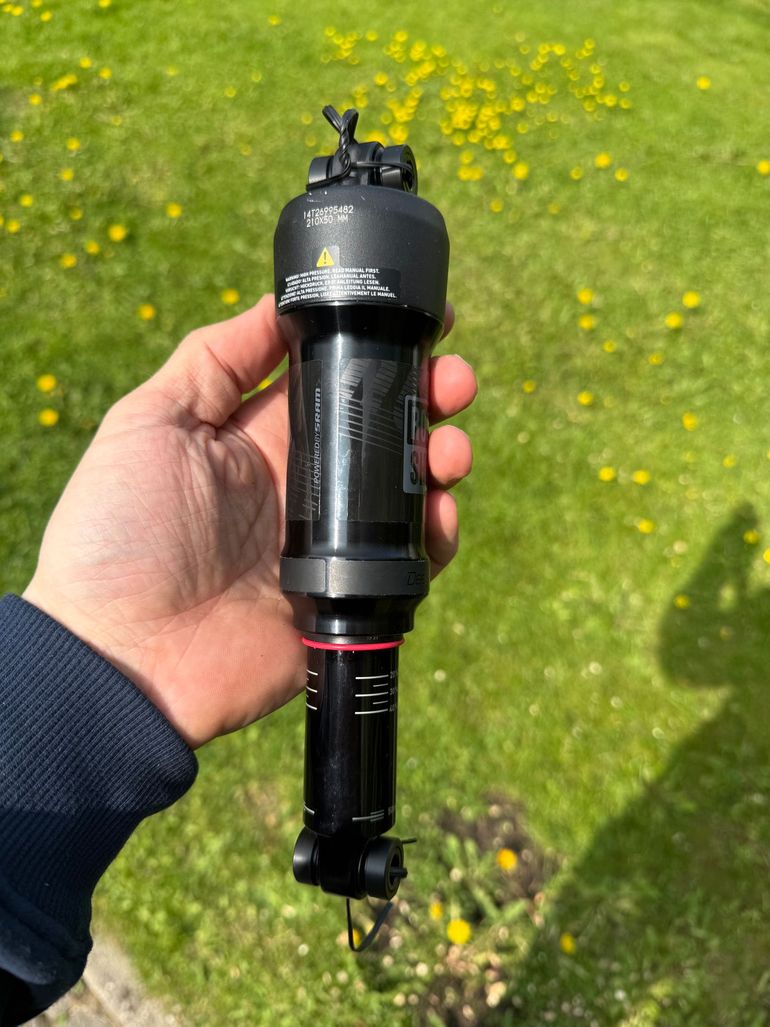 Brugt RockShox select 210x50 bike — billede 2 af 3