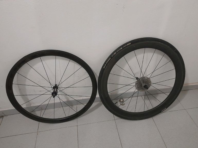 Used Cbk carbono 2023 bike — image 1 of 3