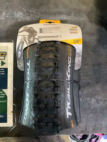 Used Continental Trail king shieldwall 2024 Tyres & Tubes