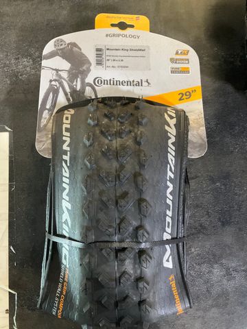 Used Continental Mountain king shieldwall 2023 Tyres & Tubes