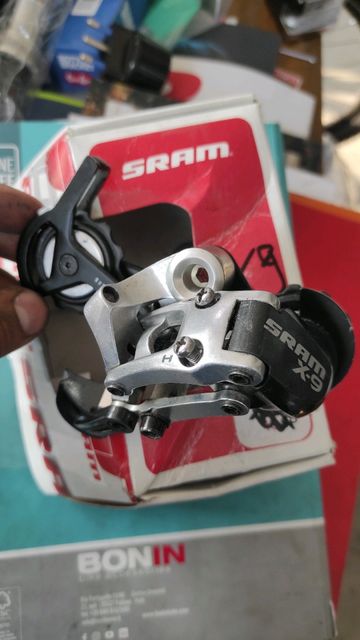 Sram X9 9speed Drivetrain & Pedals usato