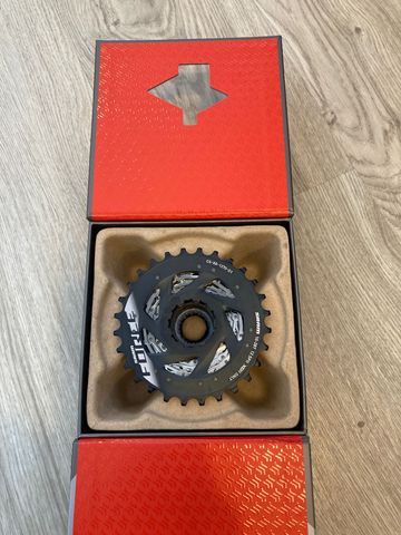 SRAM FORCE CS-XG-1270-D1 10-28T 12SPD XDR ONLY 2024 Drivetrain & Pedals usato