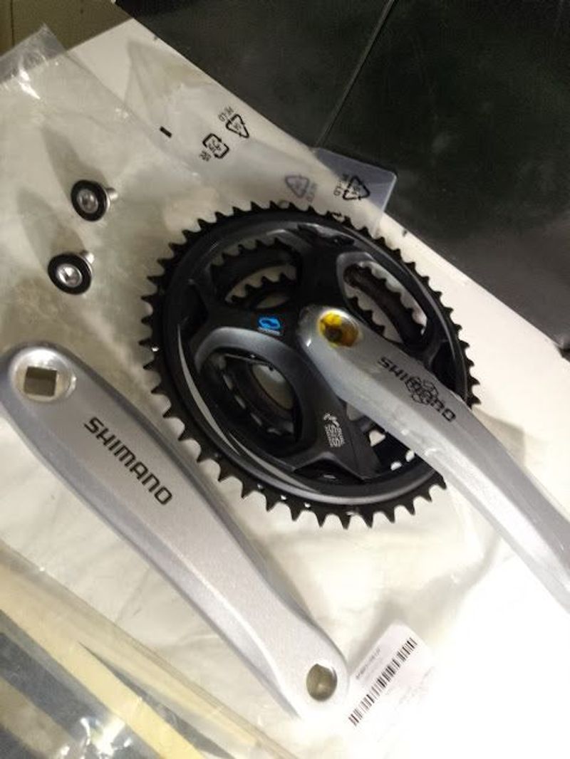 Używany Shimano ALTUS FC-M311 2016 Drivetrain & Pedals