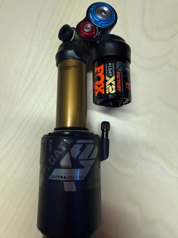 Brugt Fox Float X2 Factory 2023 bike — billede 3 af 5