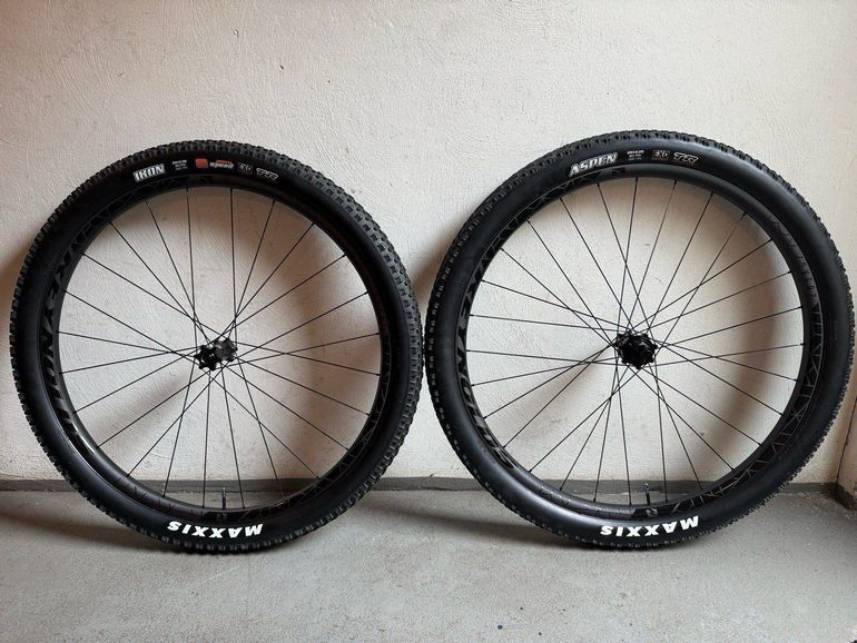 Reynolds Blacklabel 309/289 XC 2022