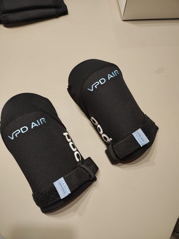 Used POC VPD AIR 2024 bike — image 2 of 3