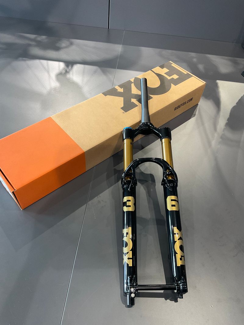 Fox 2026 Fox 36 Float Factory 29'' Fork | 160 mm. | Grip X2 | Kabolt Boost 15x110mm | Offset 44 | Black 2025 Fork de segunda mano