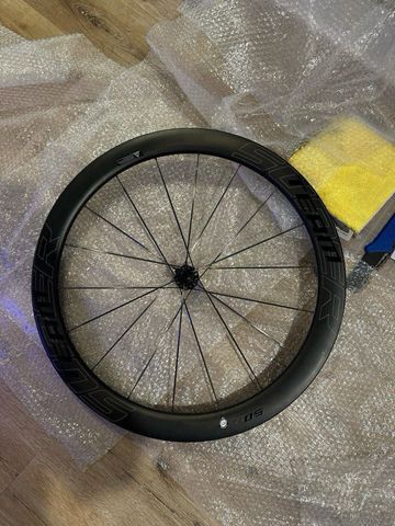 Used SuperTeam full carbon Wheelset with ceramic bearing 2023 Wheels