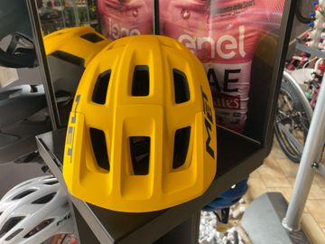 Gebrauchtes MET TERRAE 2025 bike — Bild 2 von 4