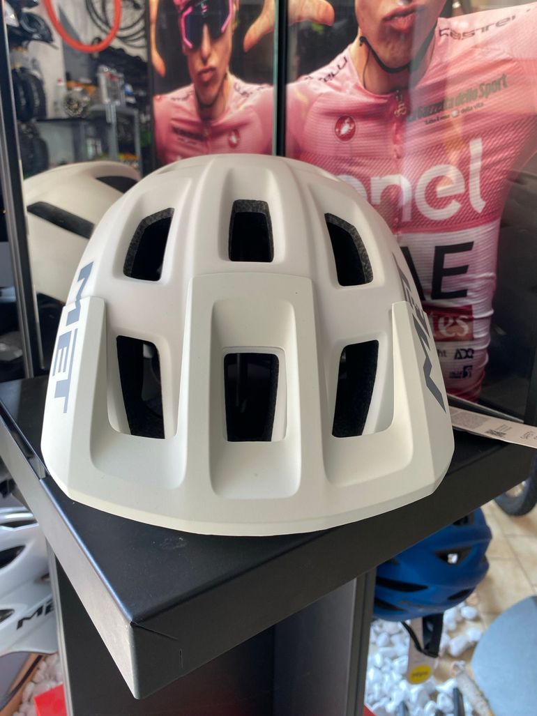 Used MET TERRAE bike — image 2 of 5
