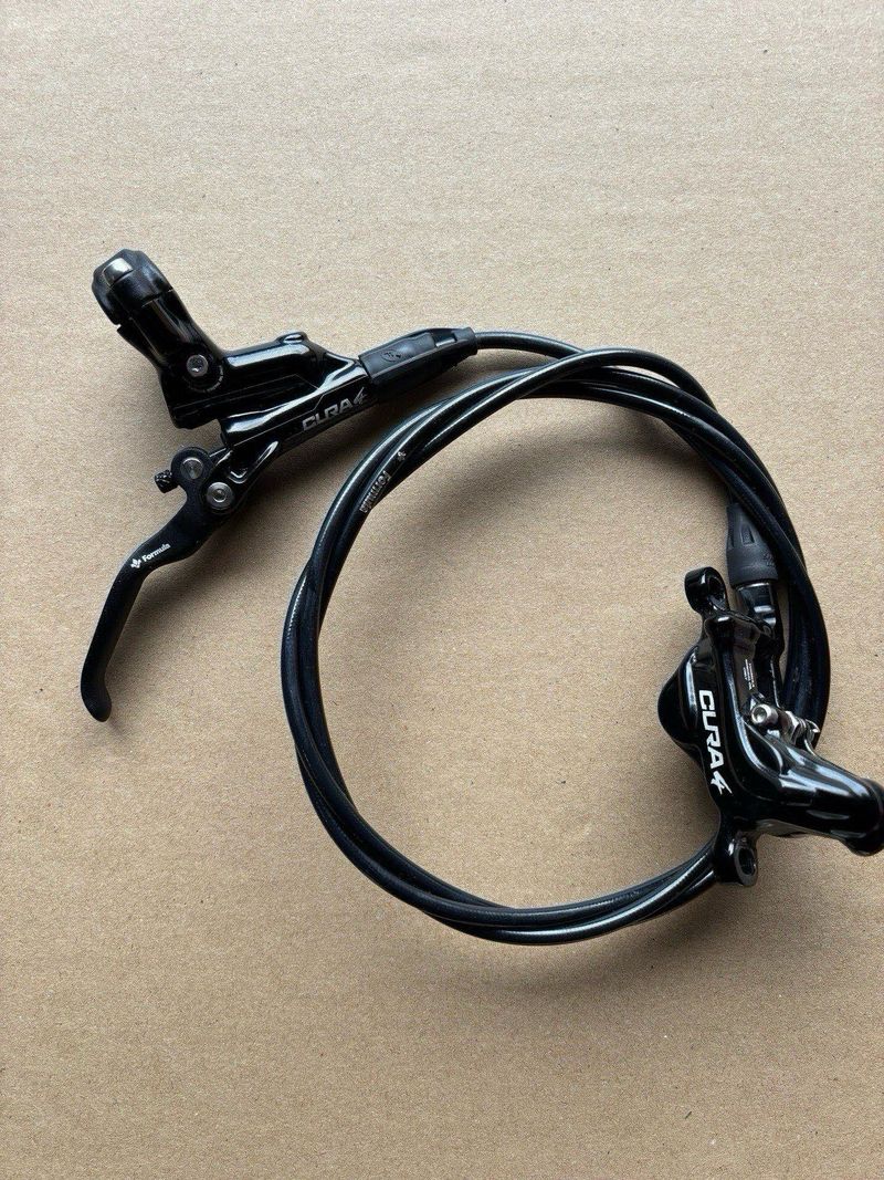 Używany Formula cura 4 2024 Brakes
