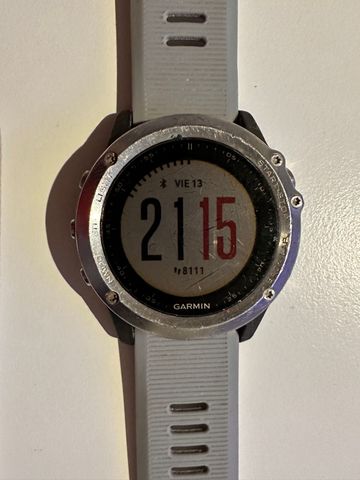 Used Garmin fenix 3 2017 bike — image 2 of 4