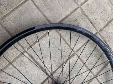 Tweedehands alexrims Fr32 bgm 2016 bike — afbeelding 10 van 10