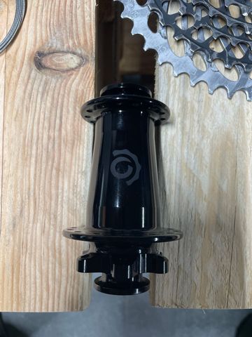 Used Industry Nine hydra 2020 bike — image 2 of 4