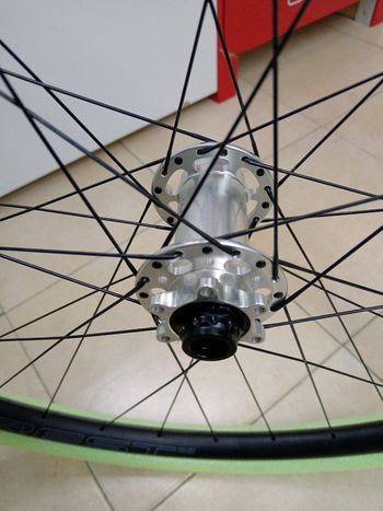 Brugt damil crest mk4 stans no tubes 2024 bike — billede 4 af 4