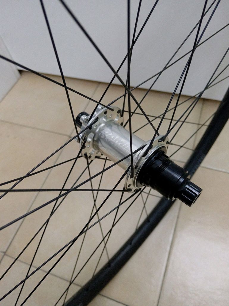Brugt damil crest mk4 stans no tubes 2024 bike — billede 3 af 4