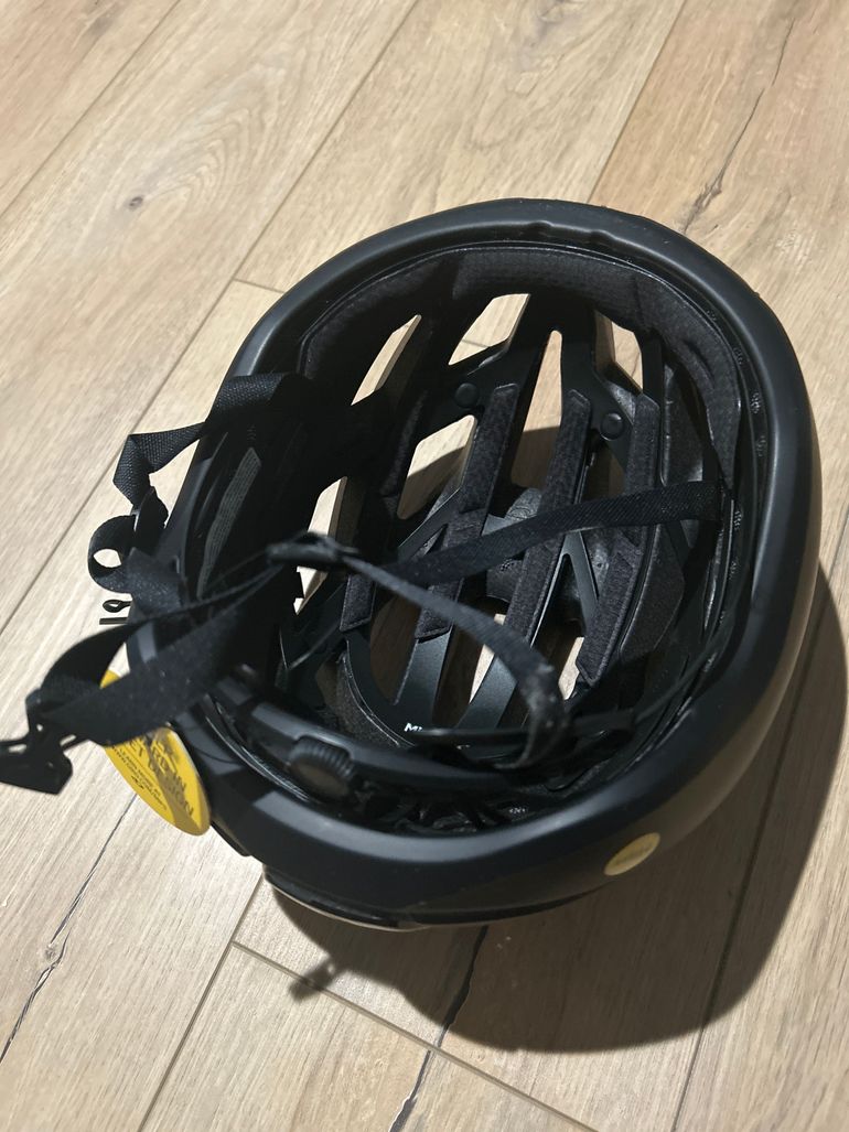 Used Giro Cielo 2025 bike — image 3 of 4